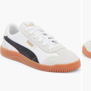 Puma White and Black Sneakers with Tan sole 7.5 like new Women's